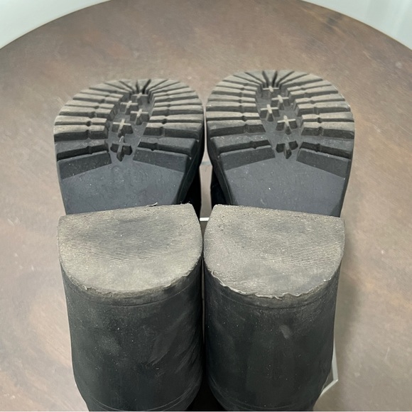 “Royce” - Picture 12 of 15